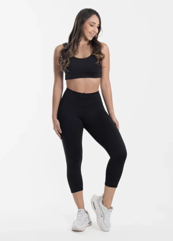 Black capri set