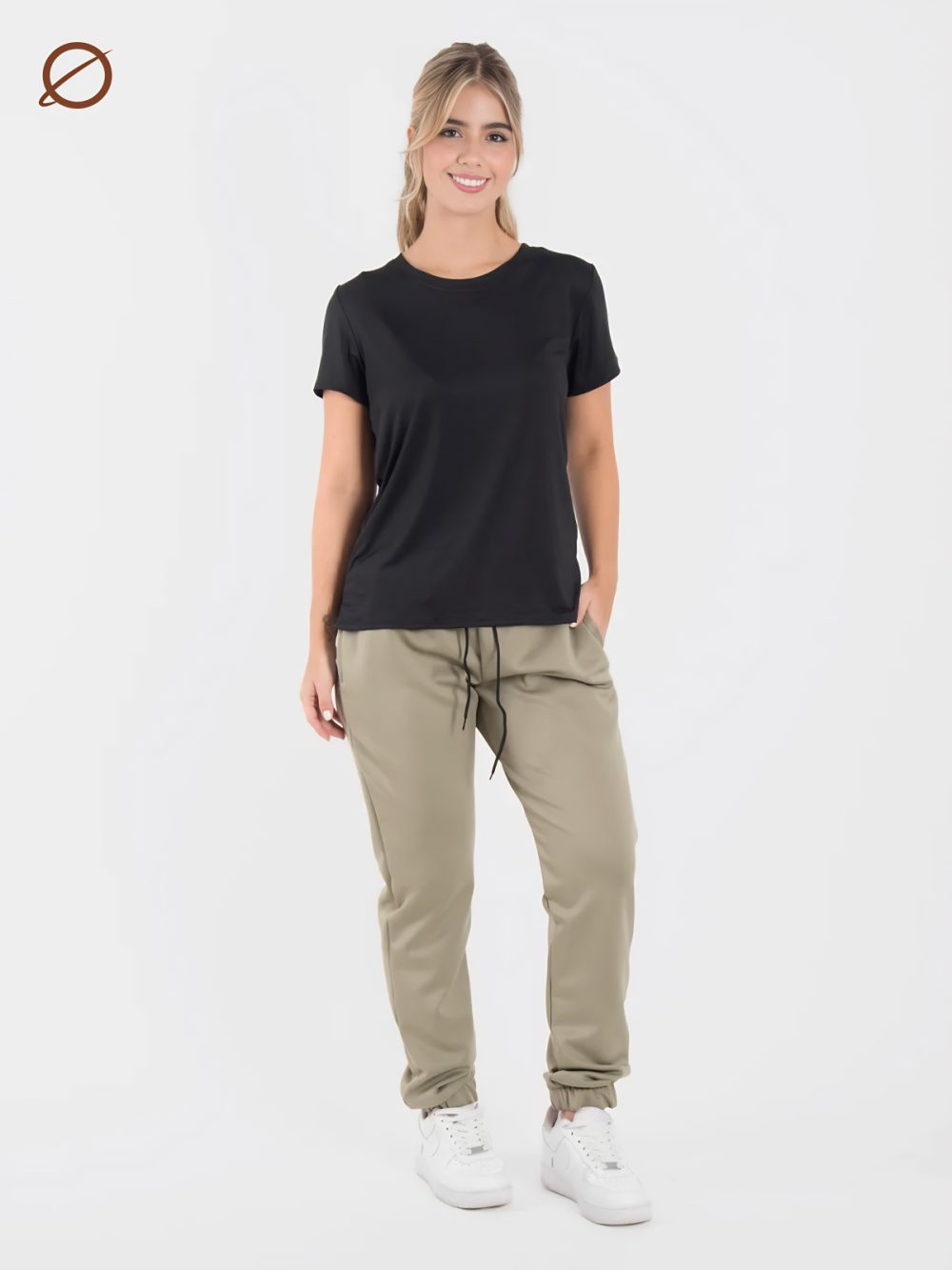 Camiseta Femenina Negra - Image 4