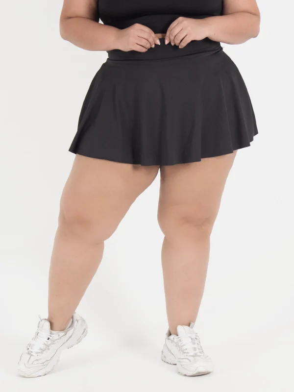 Negra faldashort plus